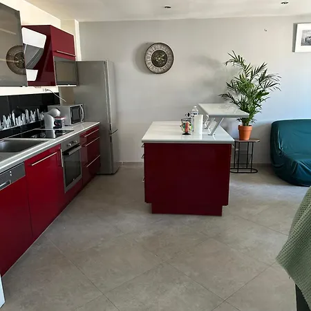 Verdoyante Et Calme דירה *